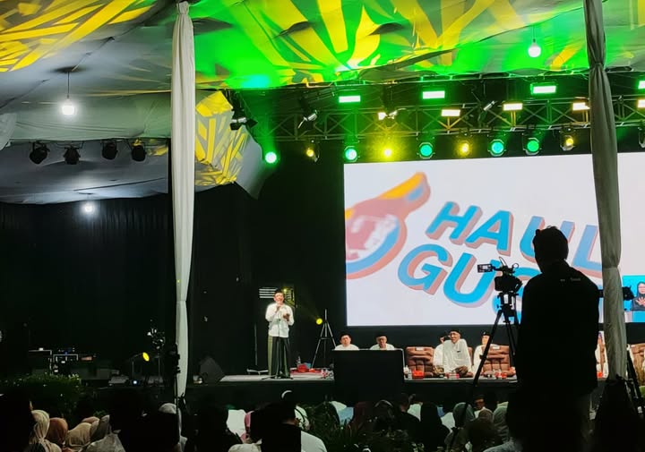 Mahfud MD di Haul Gus Dur: Shalawat 2 Kali, Nyanyi 2 Kali